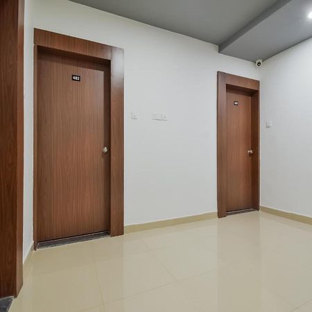 Oyo Townhouse 498 Hotel Western Ναγκπούρ Εξωτερικό φωτογραφία