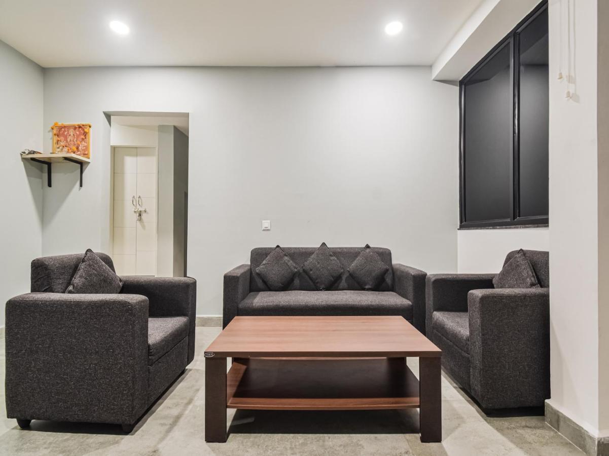 Oyo Townhouse 498 Hotel Western Ναγκπούρ Εξωτερικό φωτογραφία