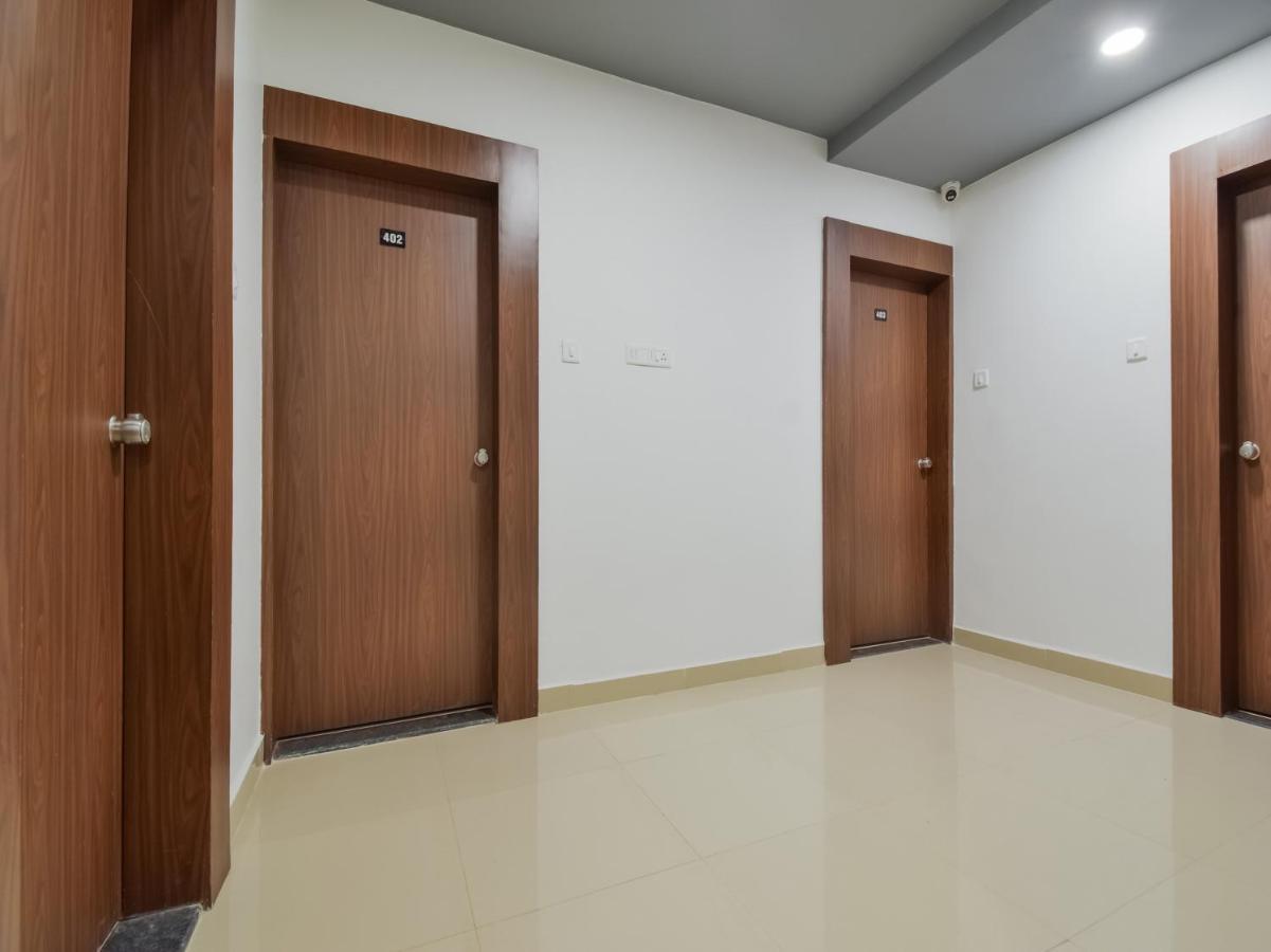 Oyo Townhouse 498 Hotel Western Ναγκπούρ Εξωτερικό φωτογραφία