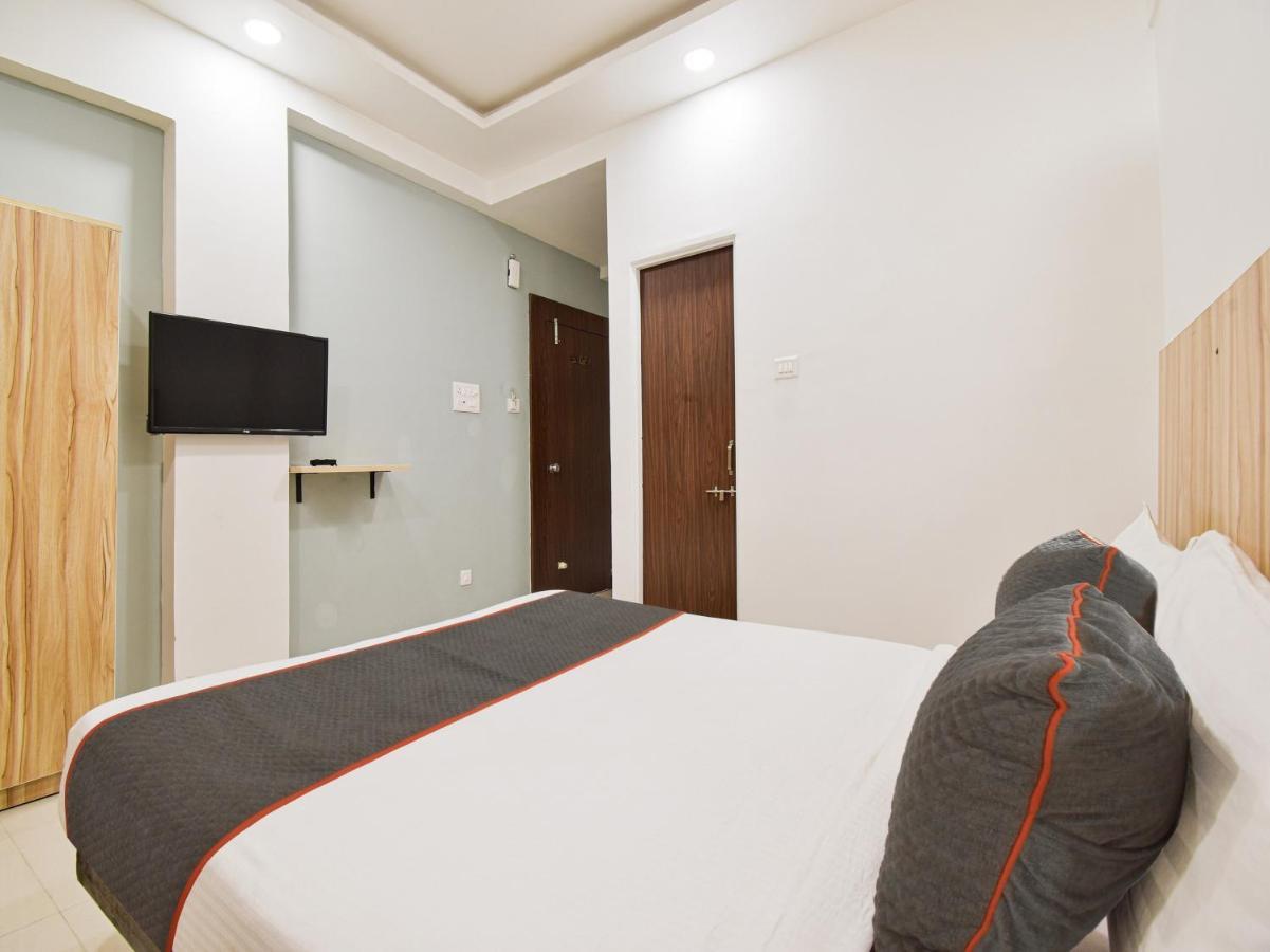 Oyo Townhouse 498 Hotel Western Ναγκπούρ Εξωτερικό φωτογραφία