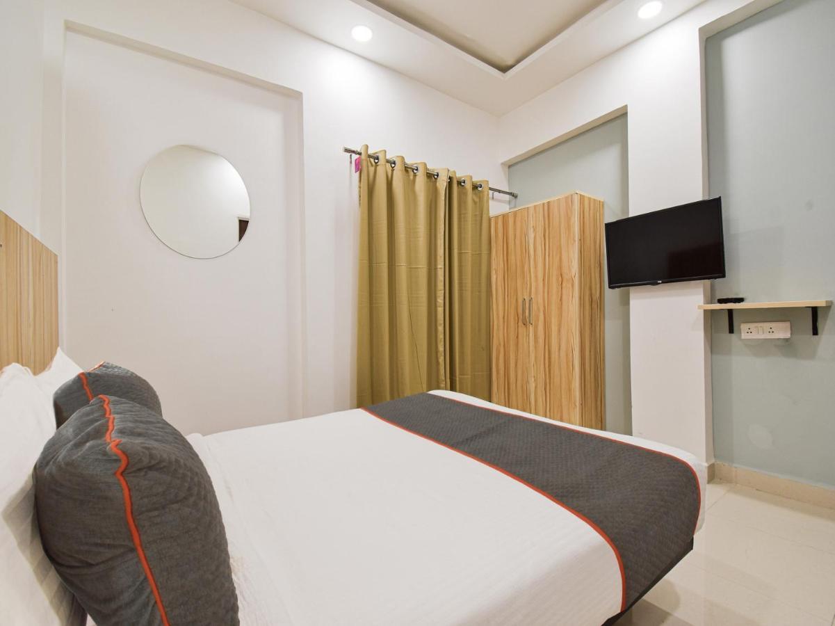 Oyo Townhouse 498 Hotel Western Ναγκπούρ Εξωτερικό φωτογραφία